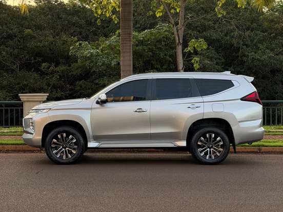 MITSUBISHI-PAJERO SPORT-2.4 16V MIVEC TURBO DIESEL HPE AWD AUTOMÁTICO MITSUBISHI-PAJERO SPORT-2023