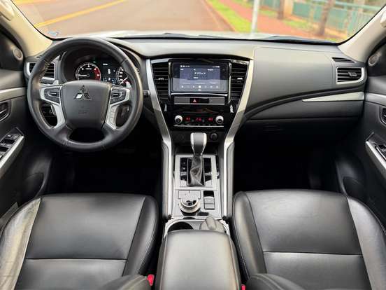 MITSUBISHI-PAJERO SPORT-2.4 16V MIVEC TURBO DIESEL HPE AWD AUTOMÁTICO MITSUBISHI-PAJERO SPORT-2023