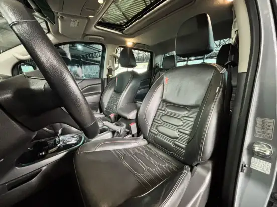 NISSAN-FRONTIER-2023