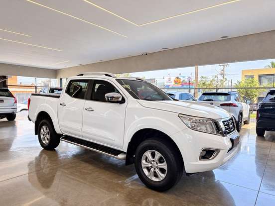 NISSAN-FRONTIER-2.3 16V TURBO DIESEL LE CD 4X4 AUTOMÁTICO NISSAN-FRONTIER-2018