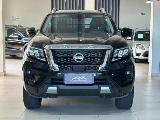 NISSAN FRONTIER 2.3 16V TURBO DIESEL PLATINUM CD 4X4 AUTOMÁTICO