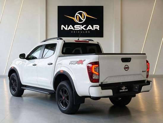 NISSAN-FRONTIER-2023