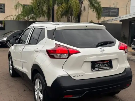NISSAN-KICKS-1.6 16V FLEXSTART S DIRECT 4P XTRONIC NISSAN-KICKS-2019
