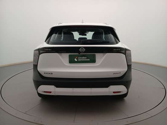 NISSAN-KICKS-2025