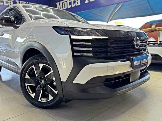 NISSAN-KICKS-2025