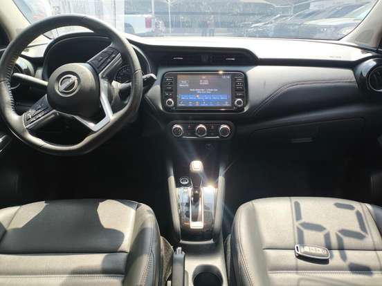 NISSAN-KICKS-2023