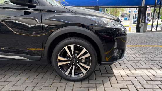 NISSAN-KICKS-2024
