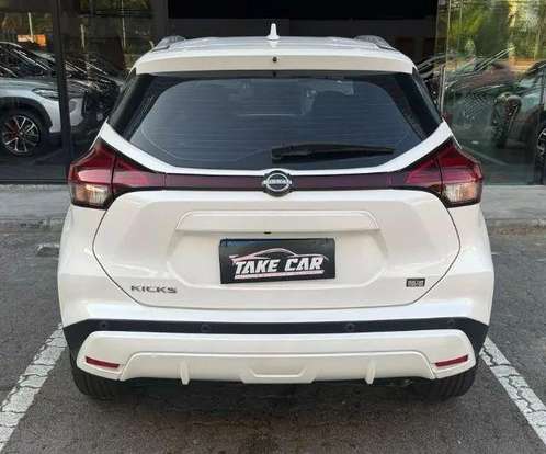 NISSAN-KICKS-2024