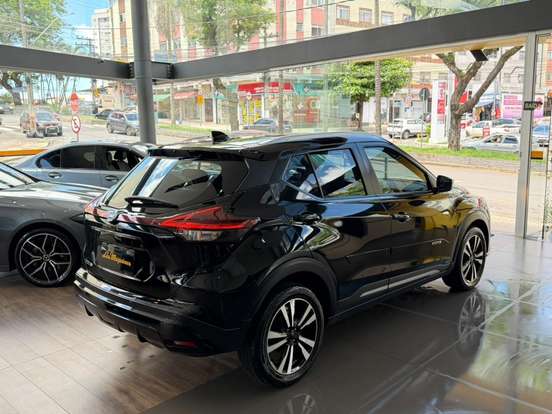 NISSAN-KICKS-2022