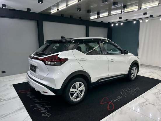 NISSAN-KICKS-2024