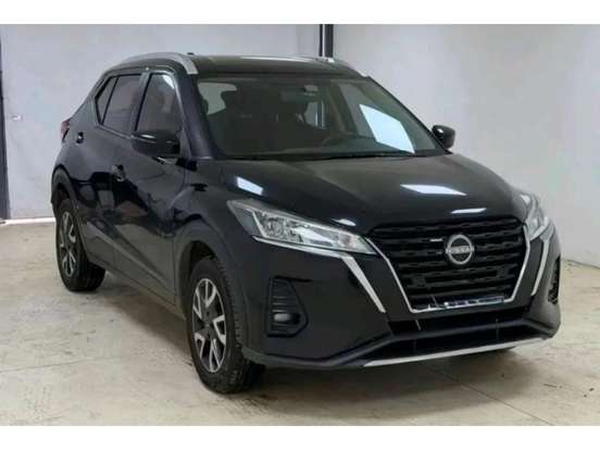 NISSAN-KICKS-1.6 16V FLEXSTART SENSE XTRONIC NISSAN-KICKS-2023