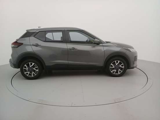 NISSAN-KICKS-2024