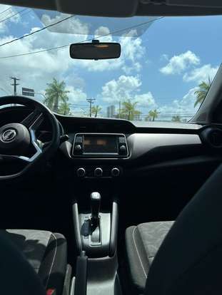 NISSAN-KICKS-2023