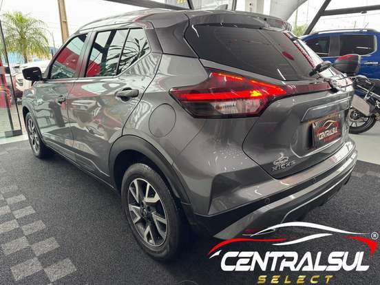 NISSAN-KICKS-2022