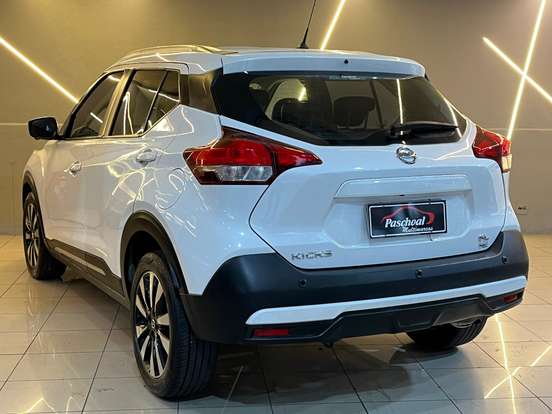 NISSAN-KICKS-2016