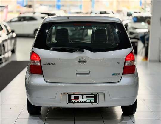 NISSAN-LIVINA-1.8 S 16V FLEX 4P AUTOMÁTICO NISSAN-LIVINA-2012