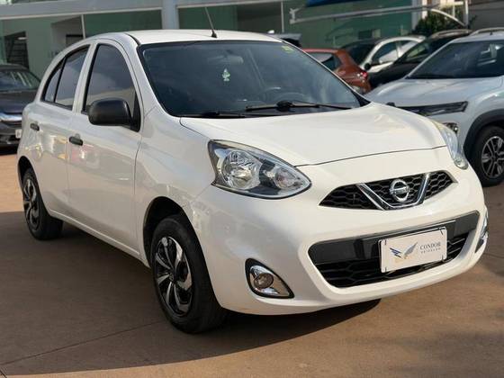NISSAN MARCH 1.0 CONFORTO 12V FLEX 4P MANUAL