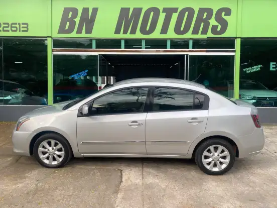 NISSAN-SENTRA-2012
