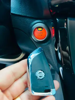 NISSAN-SENTRA-2.0 SL 16V FLEXSTART 4P AUTOMÁTICO NISSAN-SENTRA-2017