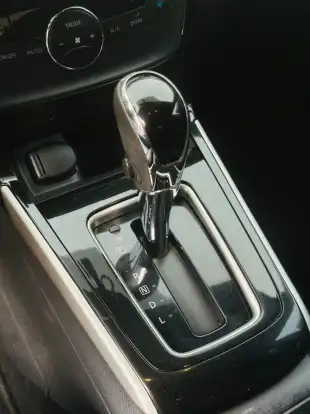 NISSAN-SENTRA-2017
