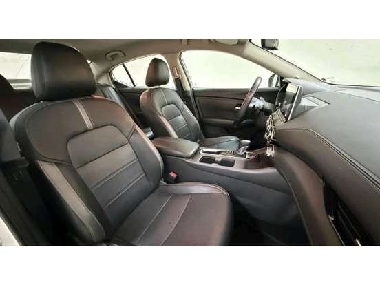 NISSAN-SENTRA-2024