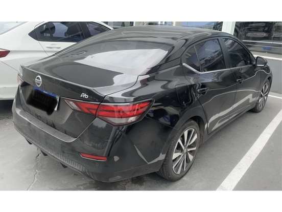 NISSAN-SENTRA-2023