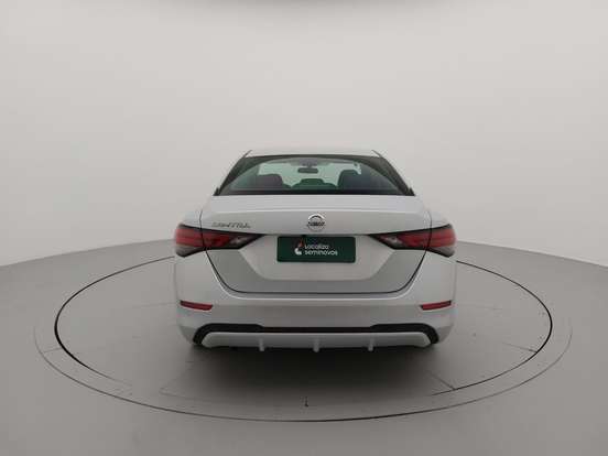 NISSAN-SENTRA-2023