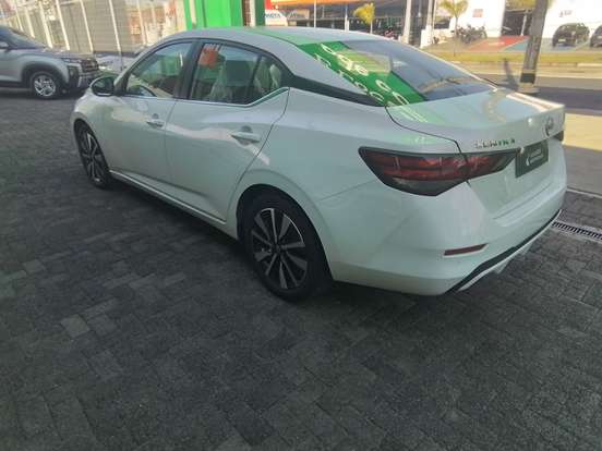 NISSAN-SENTRA-2024