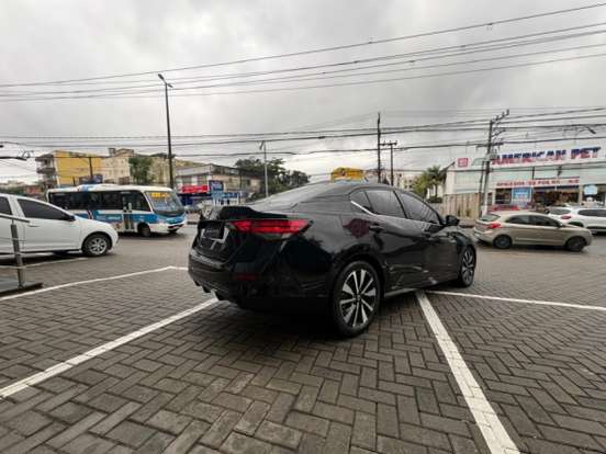 NISSAN-SENTRA-2023