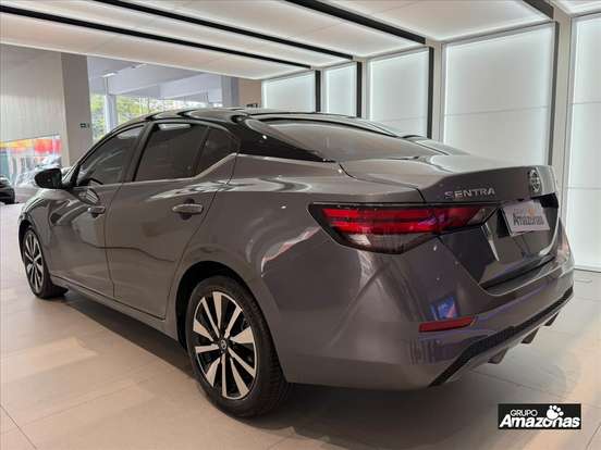 NISSAN-SENTRA-2023