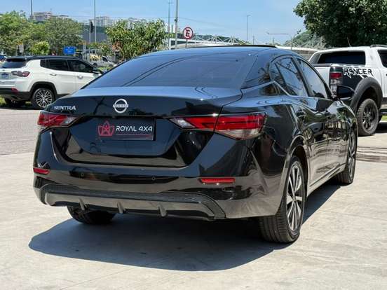 NISSAN-SENTRA-2024