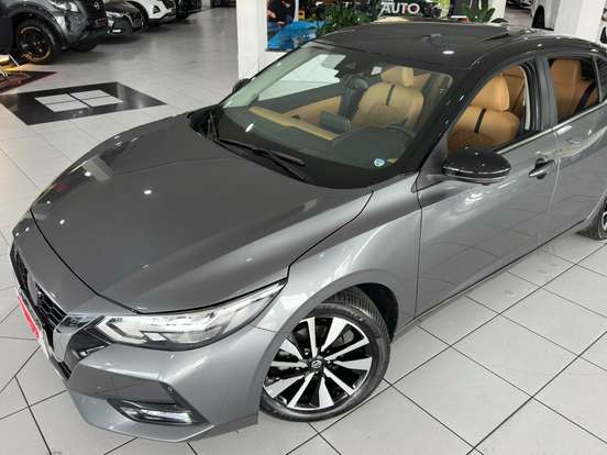 NISSAN-SENTRA-2023