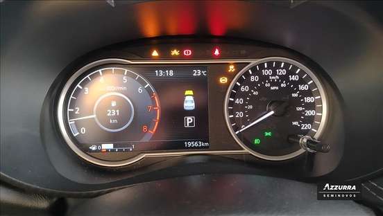 NISSAN-VERSA-2024