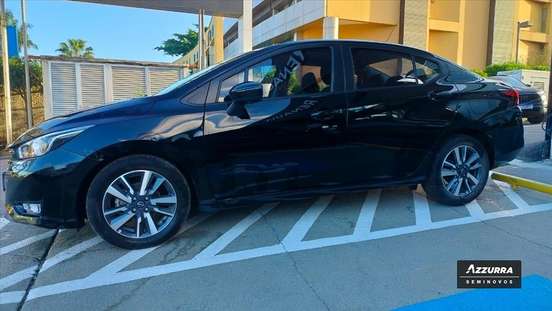 NISSAN-VERSA-2023