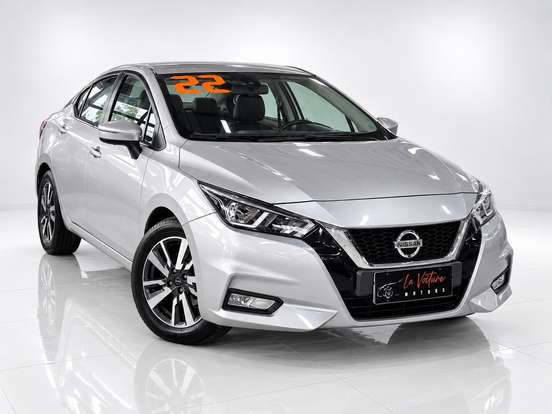 NISSAN-VERSA-2021