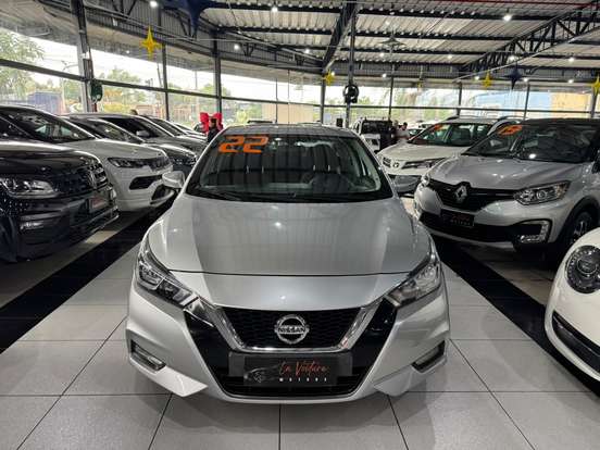 NISSAN-VERSA-2021