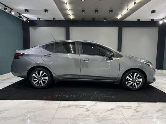NISSAN-VERSA-2024