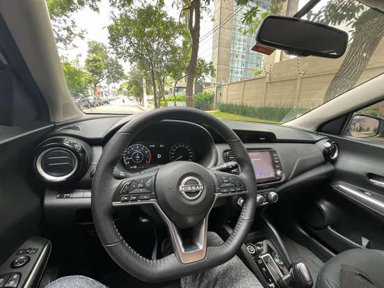 NISSAN-KICKS-2023