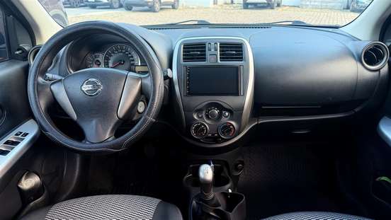 NISSAN-MARCH-2015