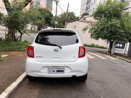 NISSAN-MARCH-2014