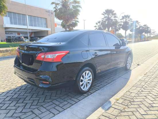 NISSAN-SENTRA-2.0 S 16V FLEXSTART 4P AUTOMÁTICO NISSAN-SENTRA-2017