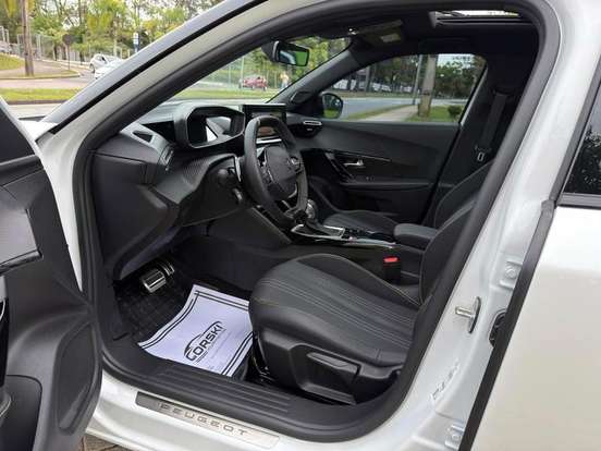 PEUGEOT-2008-2025