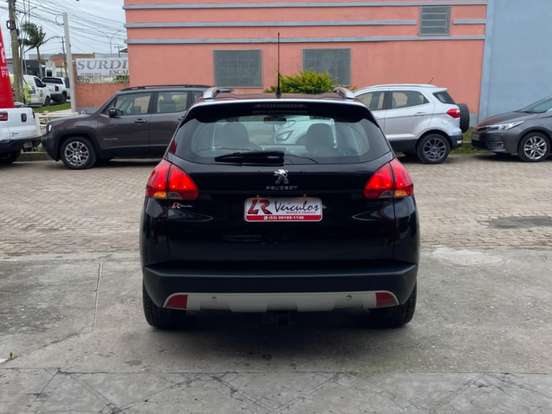 PEUGEOT-2008-1.6 16V FLEX GRIFFE 4P AUTOMÁTICO PEUGEOT-2008-2015