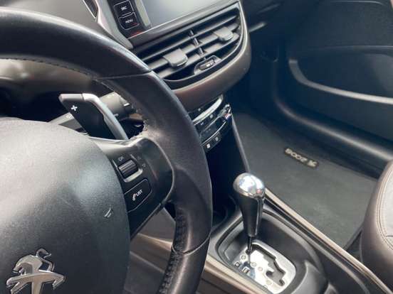 PEUGEOT-2008-1.6 16V FLEX GRIFFE 4P AUTOMÁTICO PEUGEOT-2008-2015