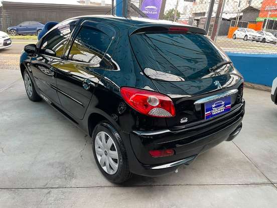 PEUGEOT-207-2011