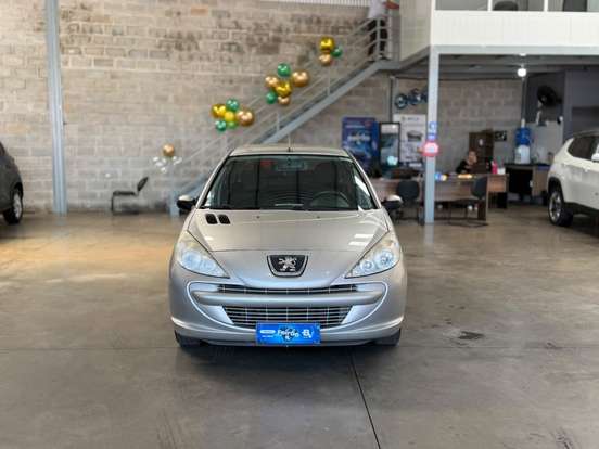 PEUGEOT-207-2011