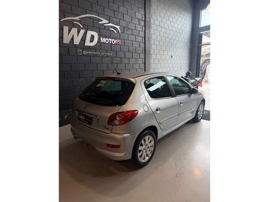 PEUGEOT-207-1.6 XS 16V FLEX 4P AUTOMÁTICO PEUGEOT-207-2011