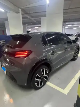 PEUGEOT-208-2025
