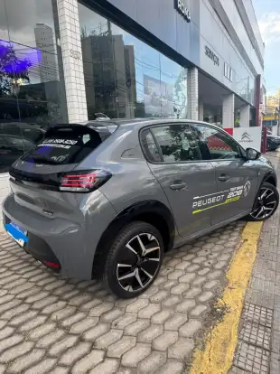 PEUGEOT-208-2025