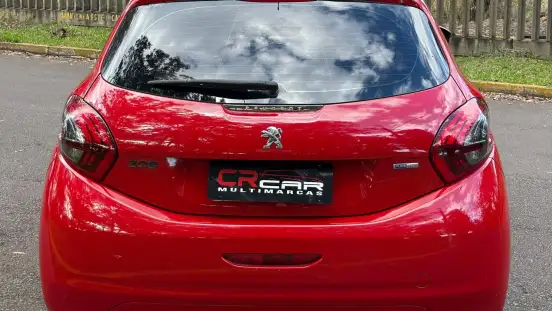 PEUGEOT-208-2017